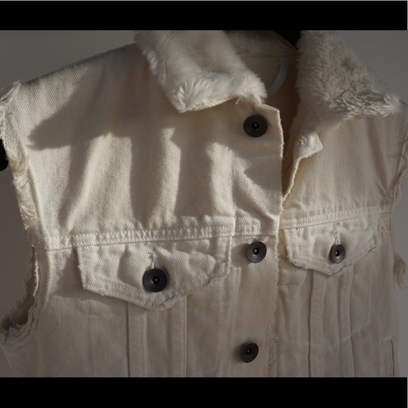 Helmut Lang white jean vest. Size XS. NWOT. - Picture 4 of 8